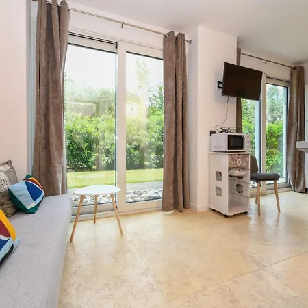 아파트 Eric Du Near With Pool & Parkingfree