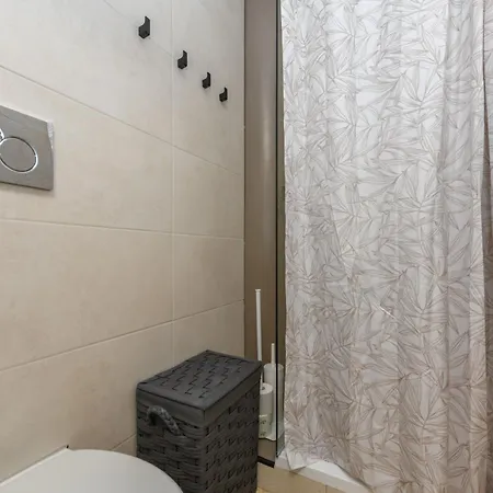 Eric Du Near With Pool & Parkingfree * 데센자노델가르다