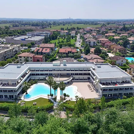 Eric Du Near With Pool & Parkingfree 아파트