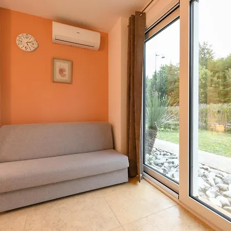Eric Du Near With Pool & Parkingfree Daire