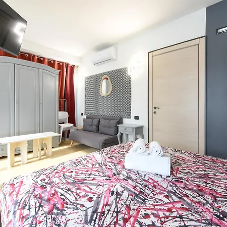 Daire Eric Du Near With Pool & Parkingfree Desenzano del Garda